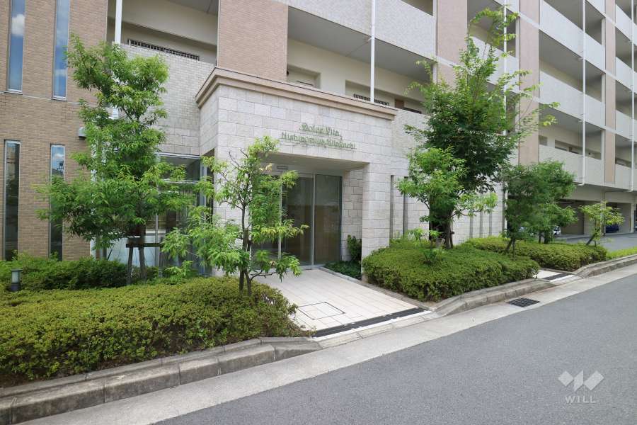 北側エントランス