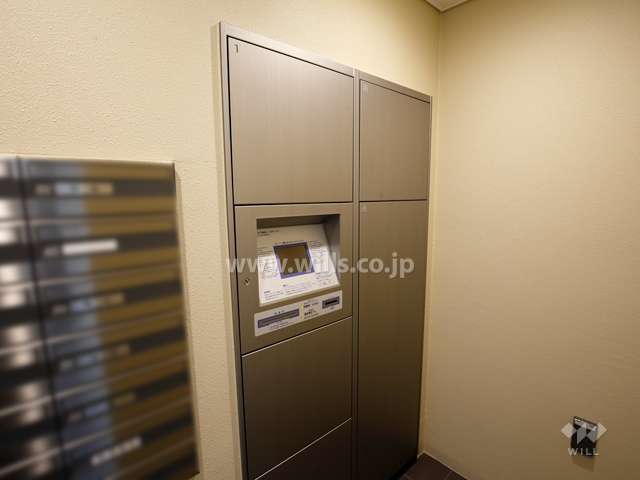 宅配ボックスと共用ポスト