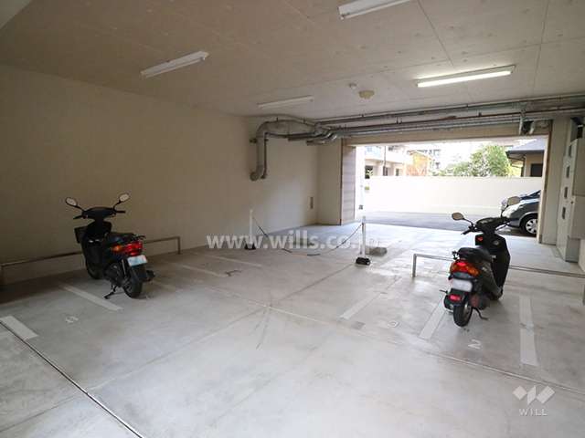 バイク置き場