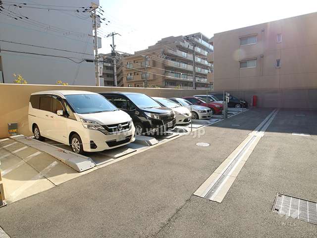敷地内駐車場（屋外機械式）