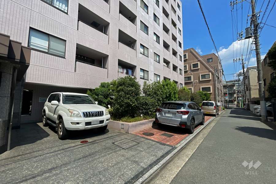 敷地内駐車場（屋外平面式）