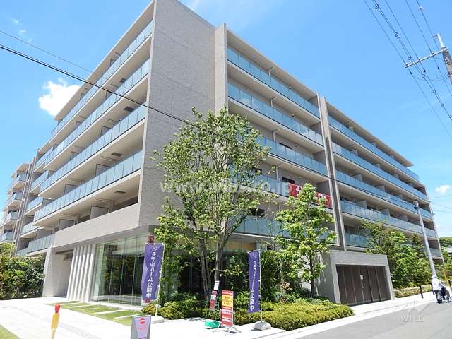 プレージアブラン東園田の外観（南東側から）