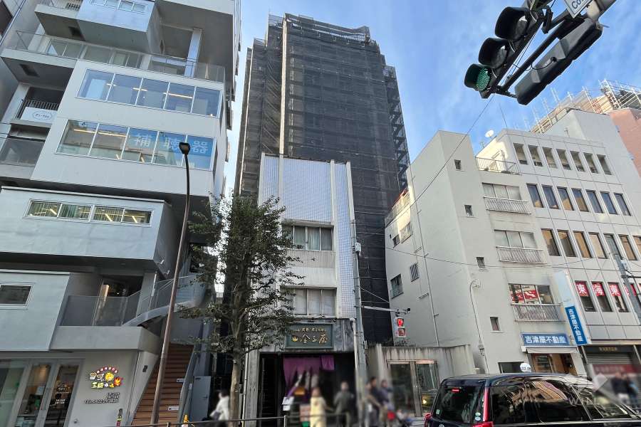 エストグランディールカーロ吉祥寺本町の外観（南東側から）