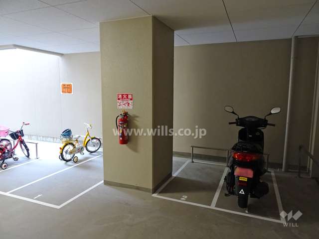 バイク置場