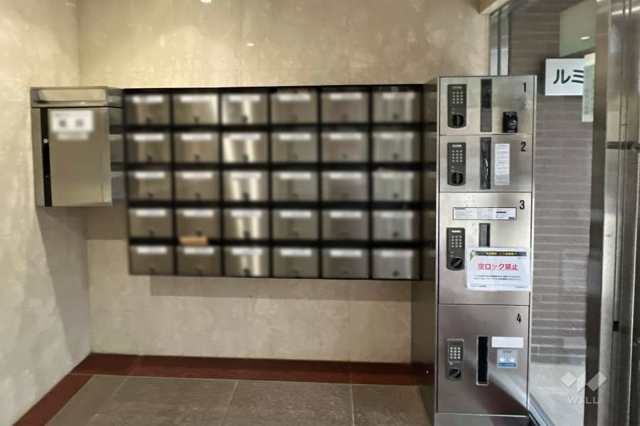 宅配ボックスと共用ポスト