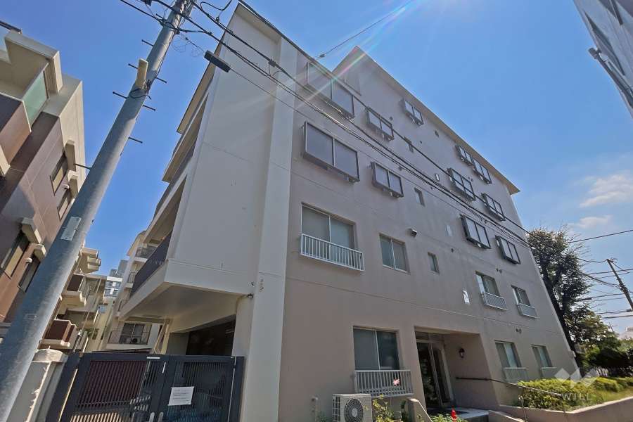 エステート吉祥寺の外観（北西側から）