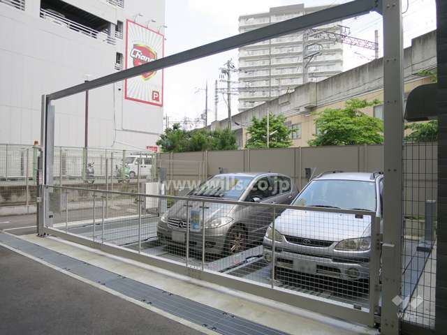 敷地内駐車場（屋外機械式）