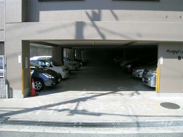 敷地内駐車場
