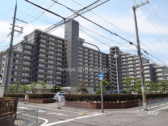 日商岩井グリーンサイドマンションの外観（北東側から）
