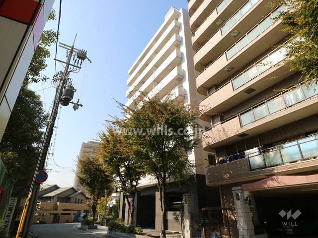 グレイスロワ伊丹中央の外観（南東側から）