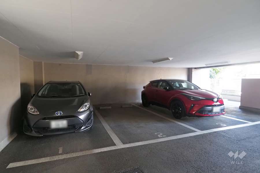 敷地内駐車場（屋内平面式）