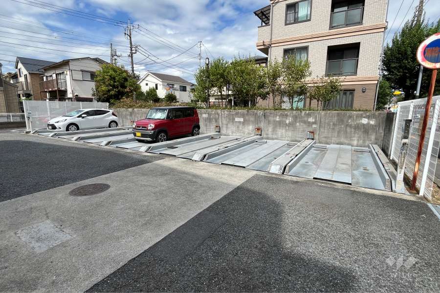 敷地内駐車場（屋外機械式）