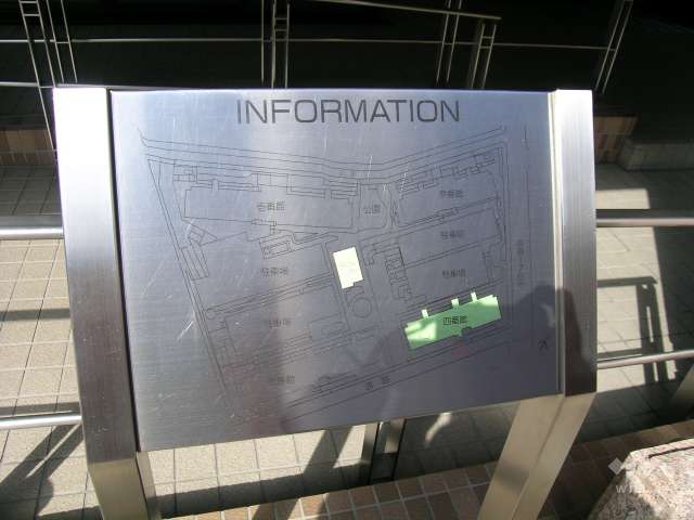 ロイヤルコート豊中の敷地配置図