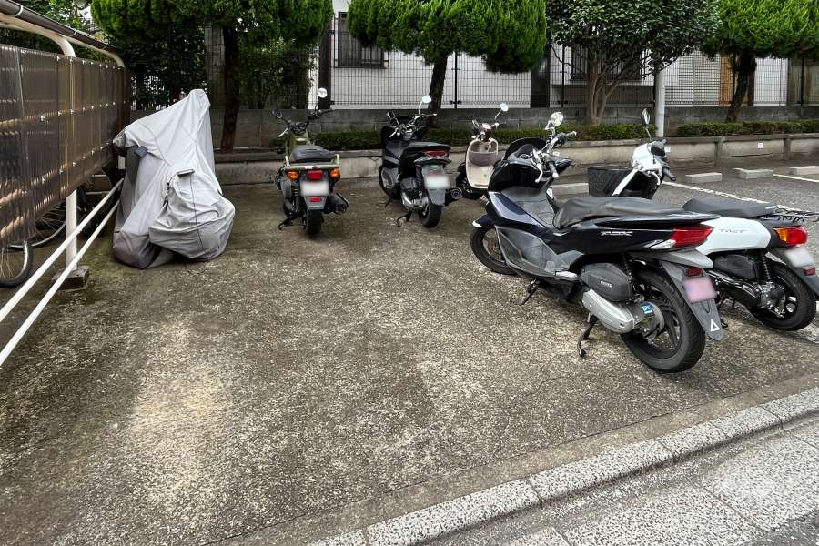 バイク置き場