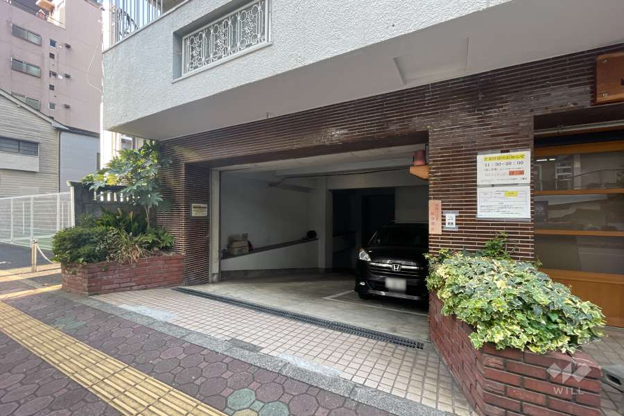 敷地内駐車場（屋内平面式）