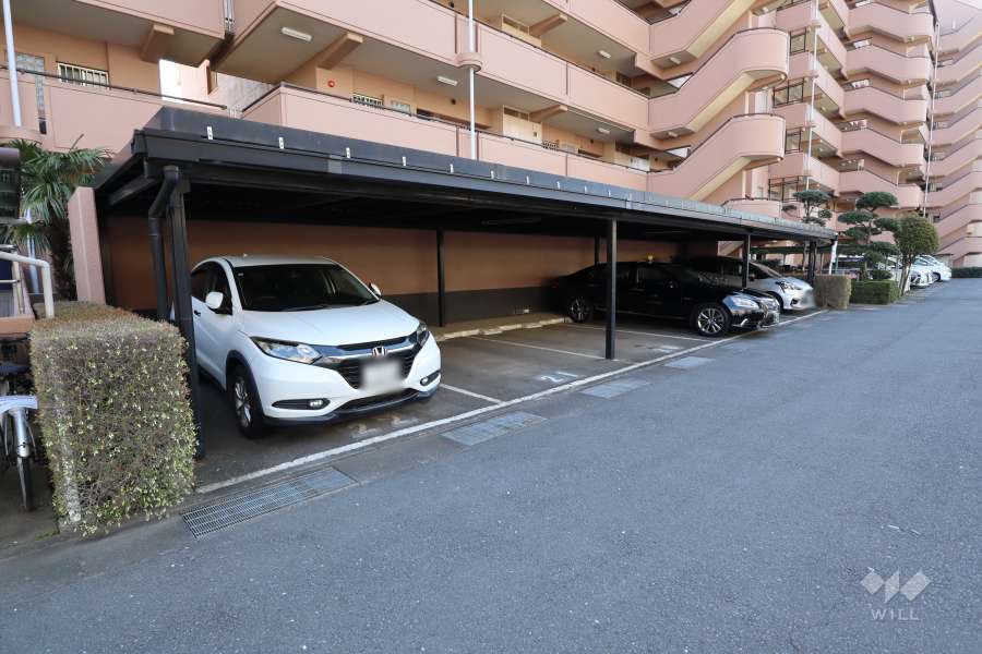 敷地内駐車場（屋内平面式）