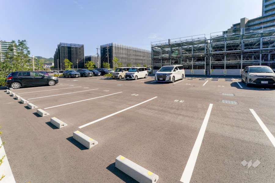 敷地内駐車場（屋外平面式）