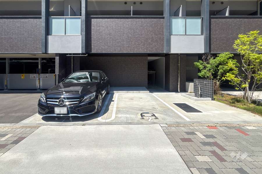 敷地内駐車場(屋外平面式)