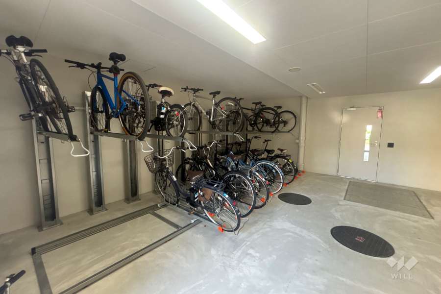 駐輪場（屋内）