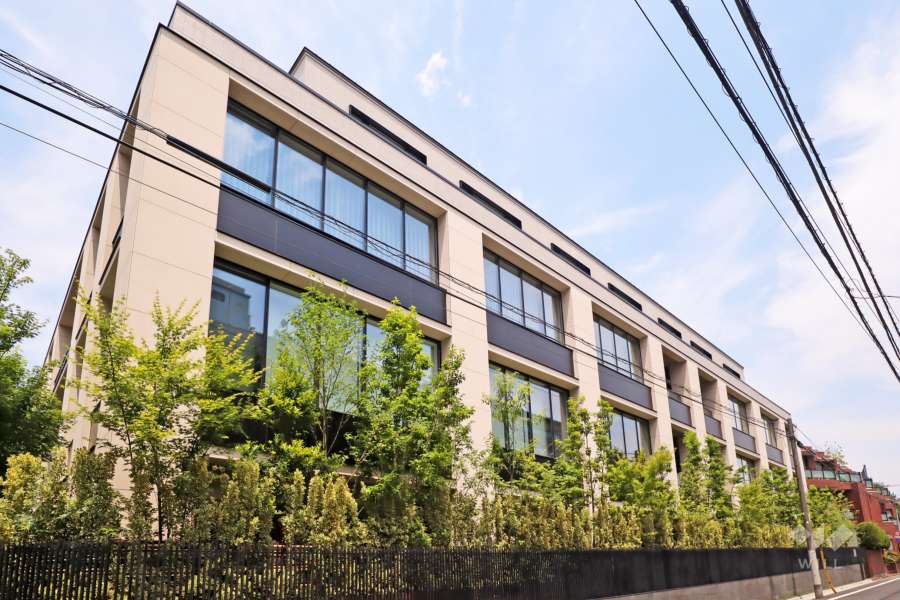 グランドメゾン渋谷大山町の外観(南西側から)