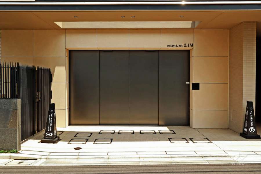 駐車場の出入り口