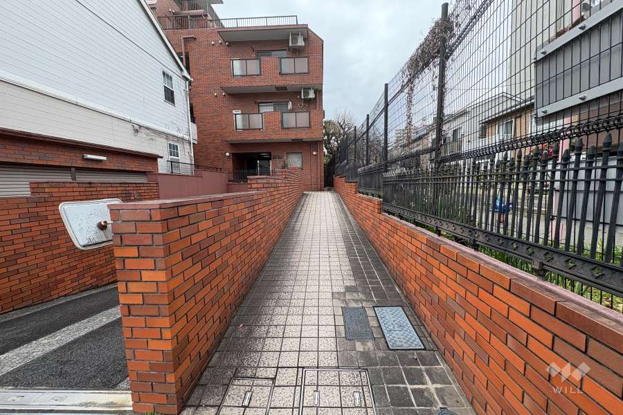 エントランスアプローチ