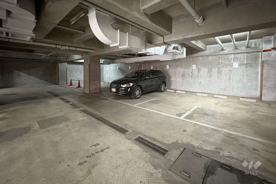 敷地内駐車場（屋内平面式）