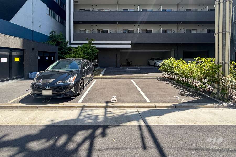 敷地内駐車場(屋外平面式)