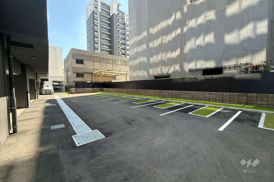 敷地内駐車場(屋外平面式)