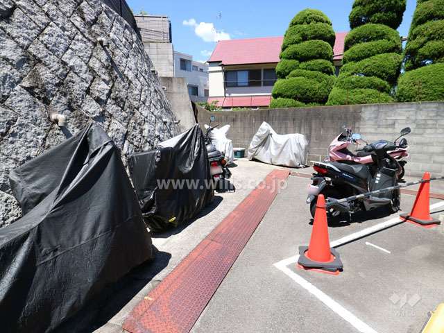 バイク置き場