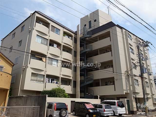 メゾン曽根の外観（西側から）