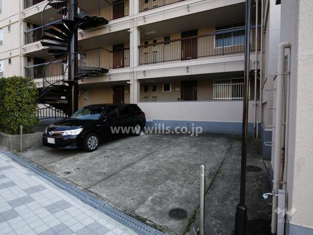 敷地内駐車場（屋外平面式）