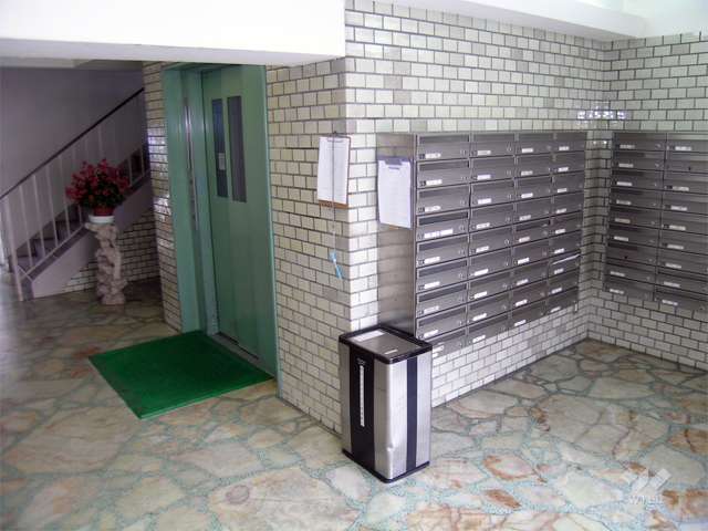 エントランスホール