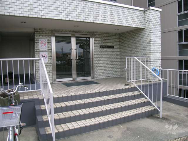 中央環状線側のエントランス