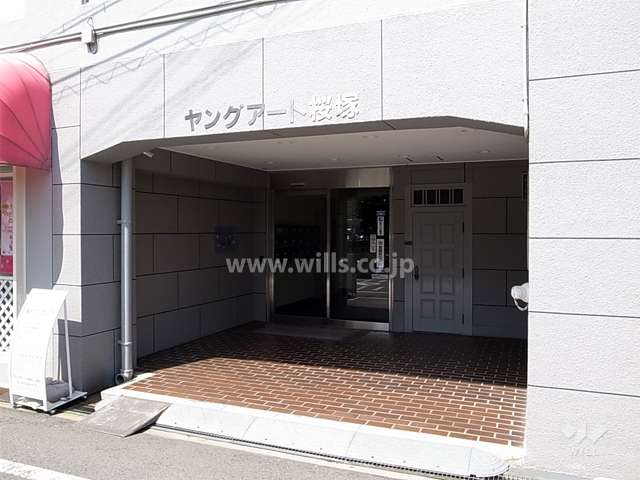 エントランス（自動ドアです。）