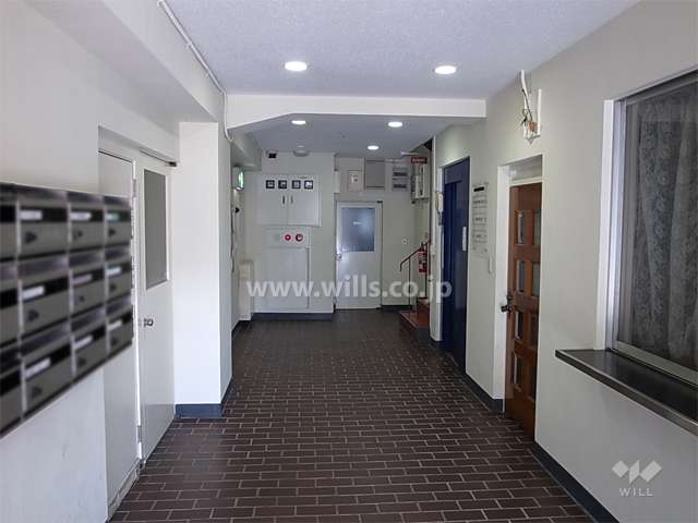 エントランスホール