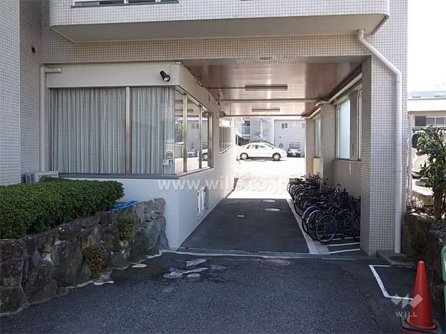 駐車場入り口