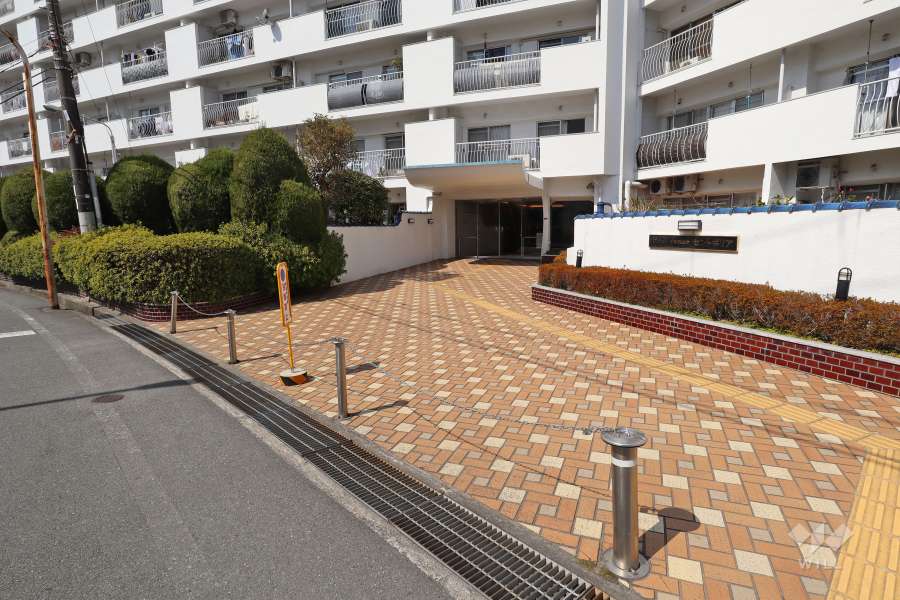 エントランスアプローチ