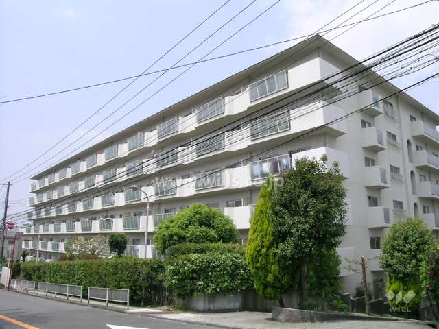 豊中メゾン桃山台1号棟の外観（南東側から）