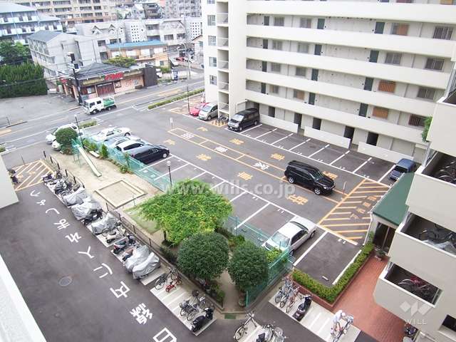 敷地内駐車場（平面式）