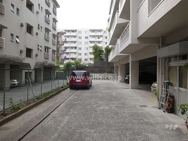 敷地内駐車場