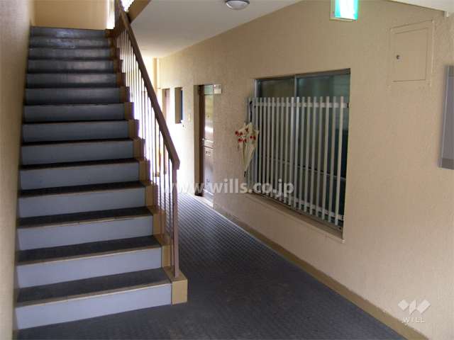 エントランス内