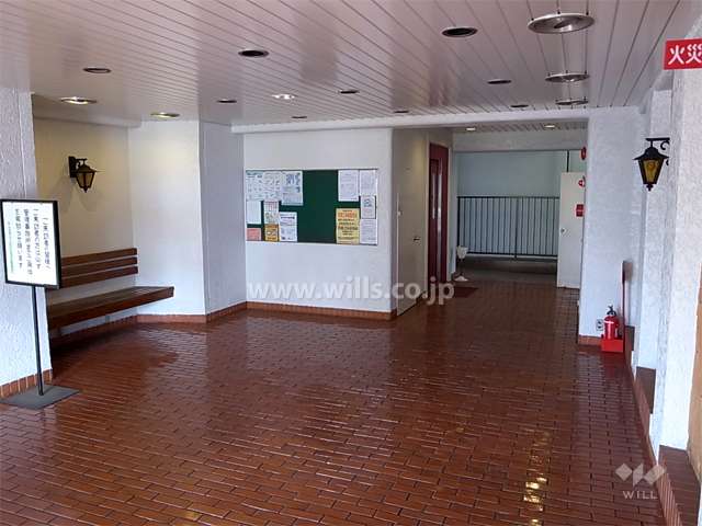 エントランスホール