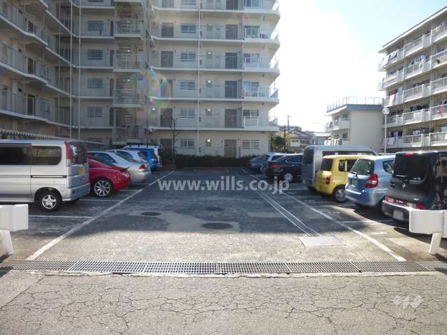 敷地内駐車場（屋外平面式）