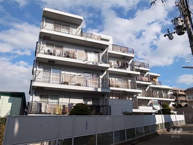 日商岩井第４緑地公園マンションの外観（南西側から）