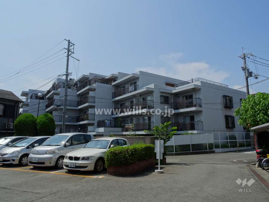日商岩井第4緑地公園マンションの外観（南東側から）