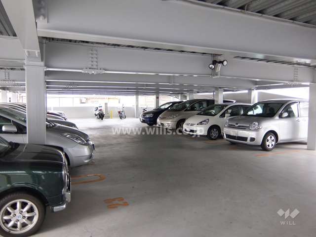 敷地内駐車場（屋内平面式）