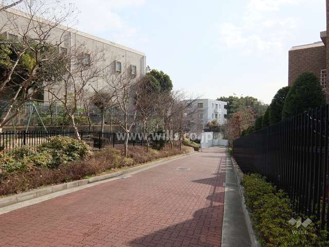 エントランスアプローチ