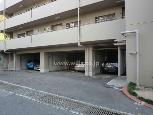 敷地内駐車場（屋内平面式）
