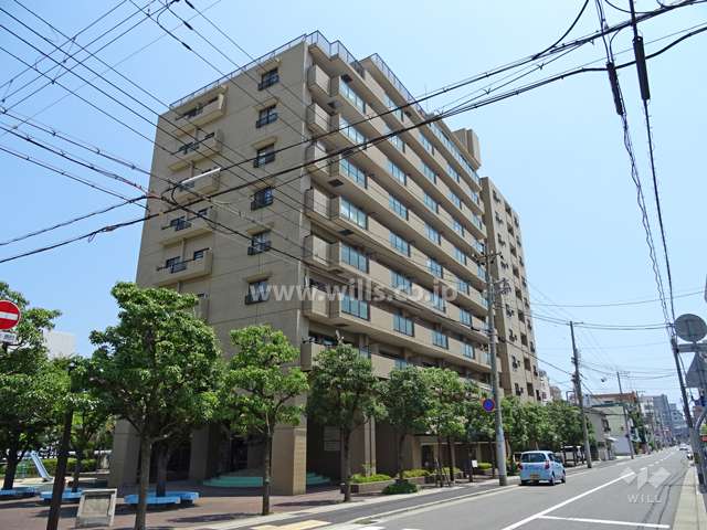 ファミール東灘壱番館の外観（北西側から）